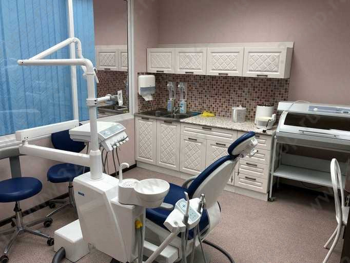 Стоматологическая клиника ФАМЕЛИТА-ДЕНТ